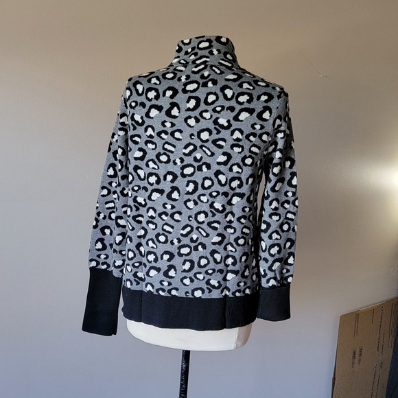 Rachel Zoe Black and Gray Leopard Print Blazer, Cotton Blend, Size L - Picture 3 of 8